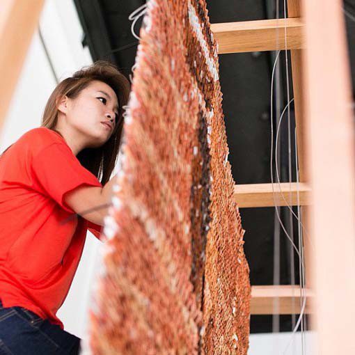 UN RETRATO CON 20.000 BOLSITAS DE TÉ. RED HONG YI